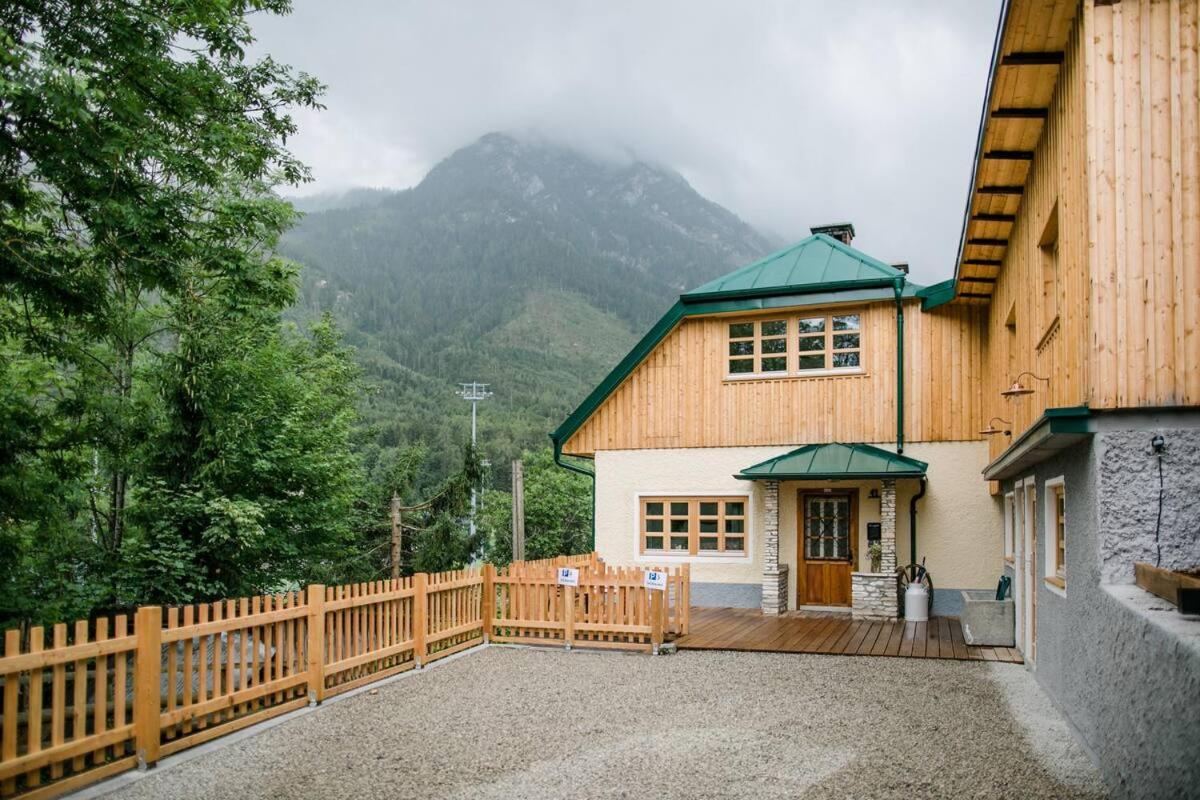 Apartment Aussee- Beletage Salzherrenhof- Kueche, Wlan, Netflix Бад Аузее Екстериор снимка