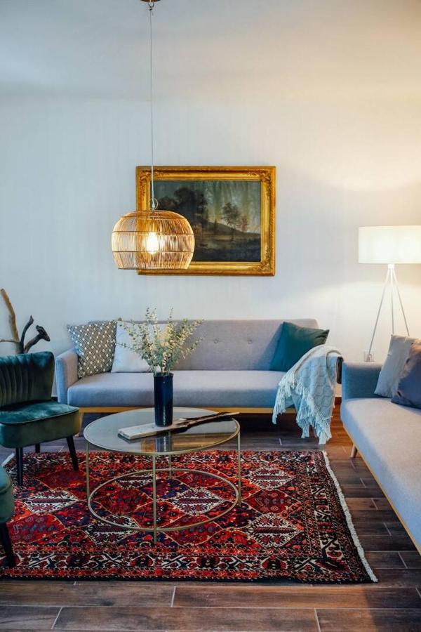 Apartment Aussee- Beletage Salzherrenhof- Kueche, Wlan, Netflix Бад Аузее Екстериор снимка